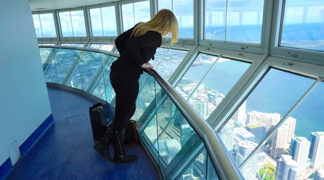 A Traveler’s Guide to Toronto: What to See, Eat, and Explore